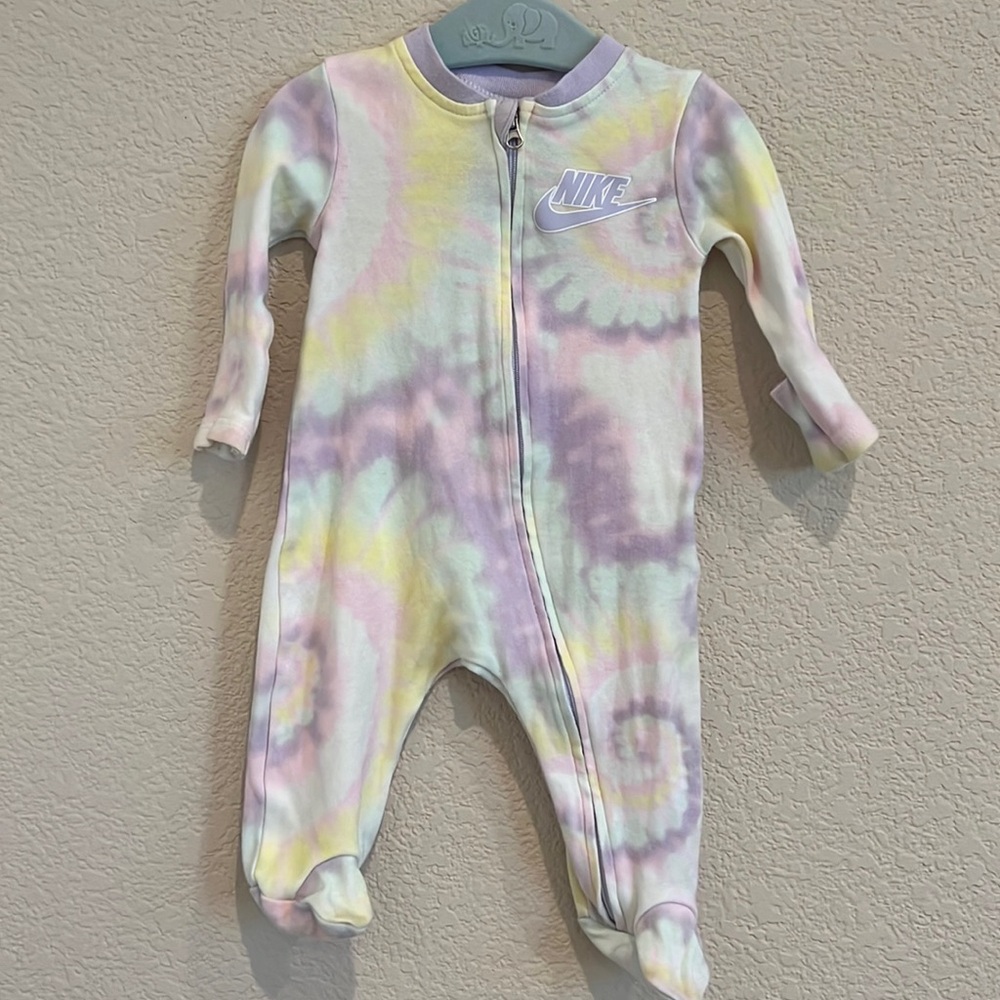 Nike tie dye one piece coverall size 3 months